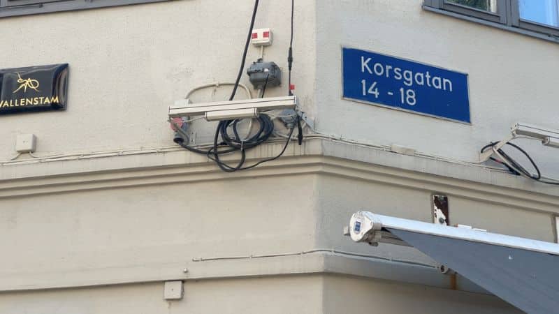 Straatnaambordje van de Korsgatan in Gotenburg