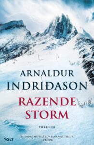 de cover van het ijslandse boek razende storm van Arnaldur Indriðason
