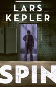 de cover van het zweedse boek joona linna 9 spin lars kepler