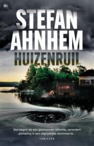 de cover van het boek huizenruil van stefan ahnhem