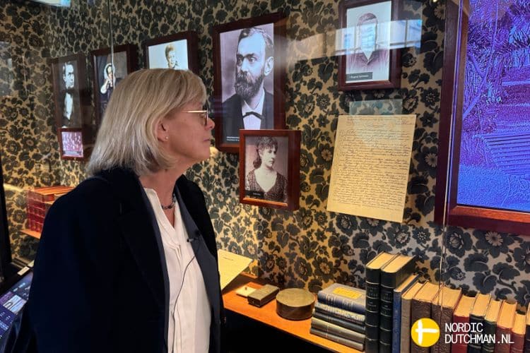 Ingrid Carlberg bij testament Alfred Nobel