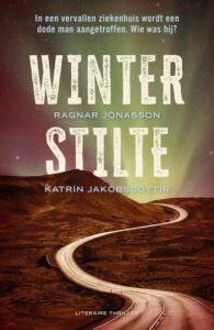 de cover van winterstilte ragnar jonasson katrin jakobsdottir